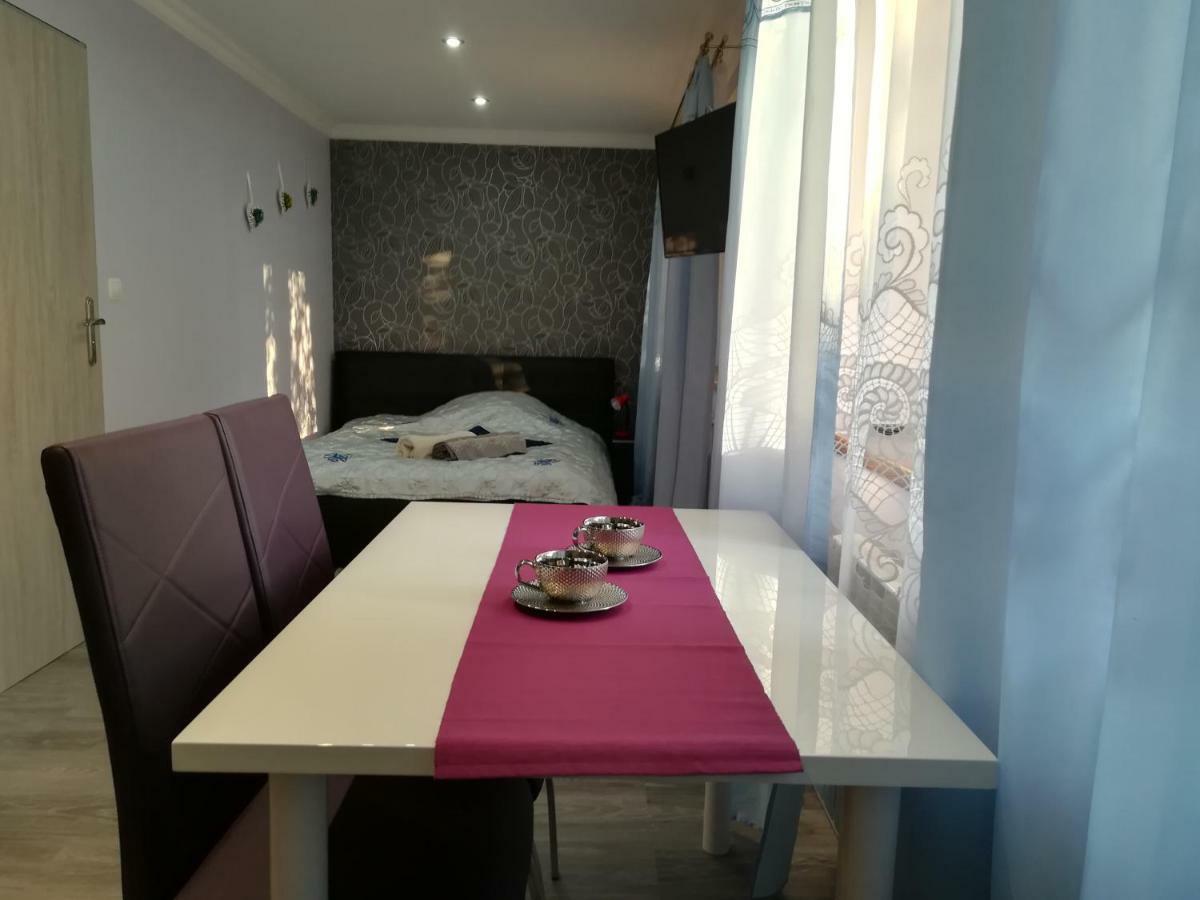 Apartamenty Kletowka Krosno Buitenkant foto